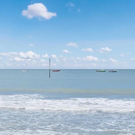 Holiday home Maison Proche Littoral *